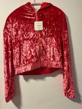 NWT Fabletics Vanessa Hudgens Crushed Velour Zip-Up Hoodie – Strawberry Red